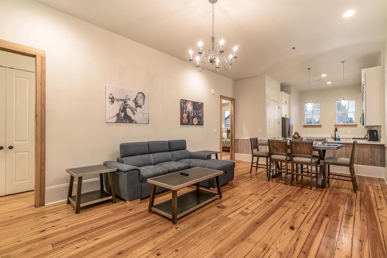 Fabulous Cottages With City Views Ню Орлиънс Екстериор снимка